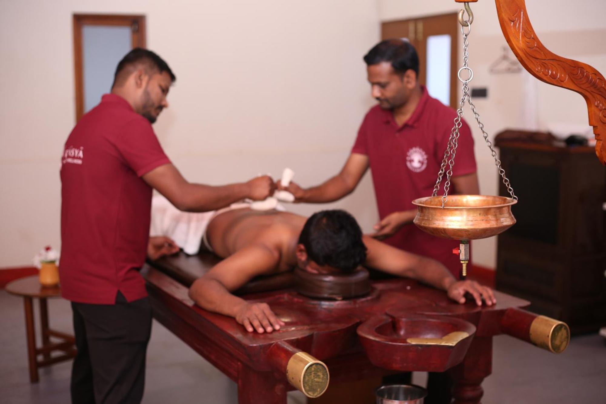 Hotel Tapasya Health & Wellness Jaysingpur Exteriér fotografie